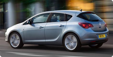 Vauxhall Astra compact class car hire Glasgow Airport